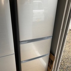 お薦め品‼️自動製氷搭載‼️東芝3ドア冷凍冷蔵庫 330L 2019年