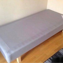 IKEA イケア 脚付きマットレス　セミシングルベッド