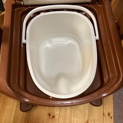 家具調トイレ暖房便座消臭機能付き