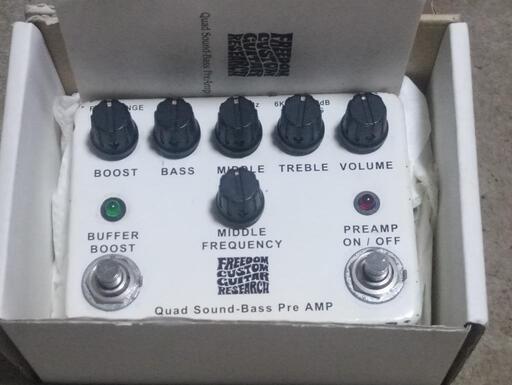 FREEDOM CUSTOM GUITAR RESEARCH ベースプリアンプ