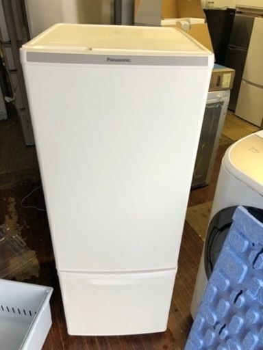 福岡市内配送無料　2020年式パナソニック 冷蔵庫 幅48cm 168L 右開き NR-B17HW-W マットバニラホワイト 2ドア 自動霜取り 大きめ冷凍室 LED照明