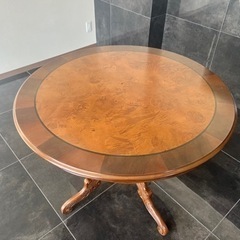 アンティーク家具　丸型テーブル