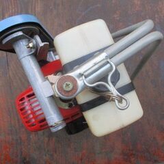 エンジン部 ..程度良好 プロ仕様 山田機械 ビーバー GT L467Z 背負式刈