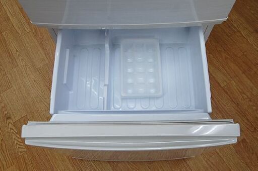 冷蔵庫 137L 白系 2020年製 シャープ SJ-D14F-W 2ドア 100L