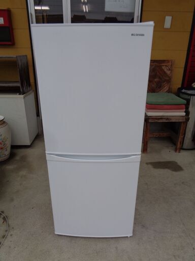中古美品！　アイリスオーヤマ　142L 2ドア 冷凍冷蔵庫　IRSD-14A-W　2020年製