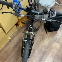 早い者勝ち　定価39800円　自転車 クロスバイク