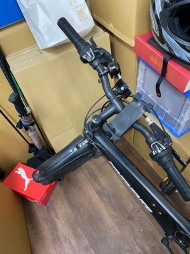 早い者勝ち　定価39800円　自転車 クロスバイク