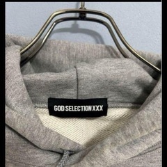 ゴットセレクションXXXコラボパーカー