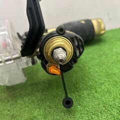 型番不明】日立 高圧ネジ打ち機【野田愛宕店】【店頭取引限定】【中古