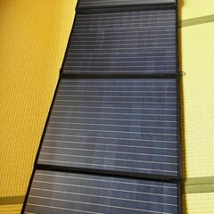 他で売れました。　ポータブルソーラーパネル　未使用品です