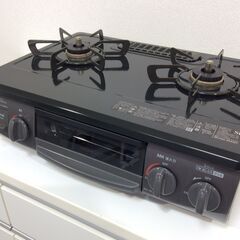 （3/9受渡済）JT8394【RINNAI/リンナイ ガスコンロ LPガス】美品 2023年製 RT35NJH 家電 キッチン レンジ ガステーブル 右側強火 ホーロー