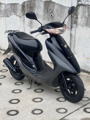 大人気セール‼️安心のバッテリー新品✨️前後タイヤまだまだ山あり嬉しいオイル満タン補充済み2サイクルでパワフルな走り人気のブラック◼️AF35 ライブディオ✴