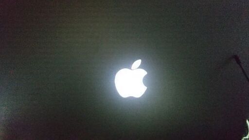 予定者決まりました未使用に近いアップル MacBookairノートパソコン
