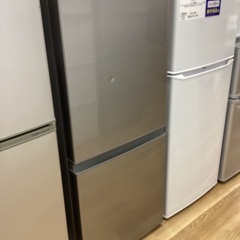 ✨安心の除菌洗浄済✨日立 2021年製 154L 2ドア冷蔵庫 RL-154NA【愛市 