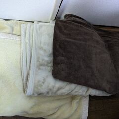 シングルサイズ毛布　東京西川、ユニクロヒートテック毛布