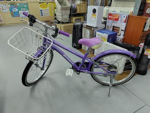 J048★多少使用感★子供自転車★gelatina★6段★LEDダイナモ★22インチ J048☆多少使用感☆子供自転車☆gelatina☆6段☆LEDダイナモ☆22インチ