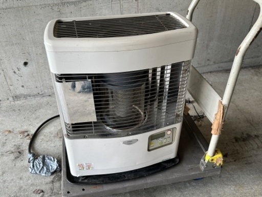 【中古】FF式石油ストーブ SUNPOT サンポット FFR-551KL G Kabec カベック コンパクト 密閉式 暖房 【札TB01】