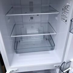 市内配送無料　2022年式　シャープ SHARP 冷蔵庫(幅49.5cm) 152L つけかえどっちもドア 2ドア ホワイト SJ-D15G-W
