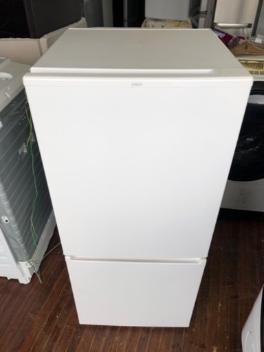 福岡市内配送無料　2021年　AQUA アクア AQR-17K（W） [冷蔵庫（168L・右開き） 2ドア ミルク]