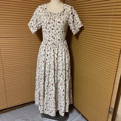 【訳あり】GRL 新品 花柄ワンピース