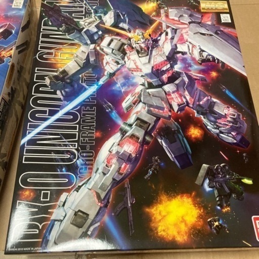 MG ユニコーンガンダム とバンシィ