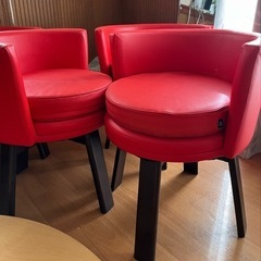 【引き取り手決定】赤の回転椅子 カフェチェア
