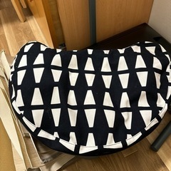 ★IKEA サポートクッション付き簡易デスク★