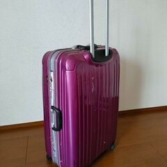大容量スーツケース　紫色！