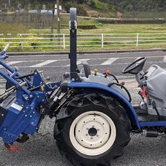 イセキ　20馬力　ディーゼルトラクターRTS20　高年式　約53時間　パワステ　モンローオート 鹿児島発 イセキ 20馬力 ディーゼルトラクターRTS20 高年式 約199時間
