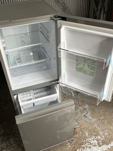 極美品 冷蔵庫 AQUA 2ドア 2022年 126L 1人暮らし 単身 AQR-13M