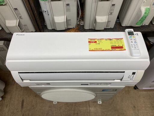 K05153　ダイキン　2019年製　中古エアコン　主に10畳用　冷房能力　2.8KW ／ 暖房能力　3.6KW