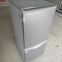 パナソニック冷蔵庫　NR-B142W