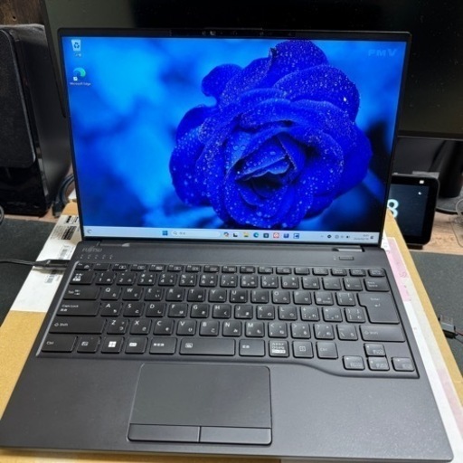 ノートパソコン Fujitsu LIFEBOOK WU2/H1