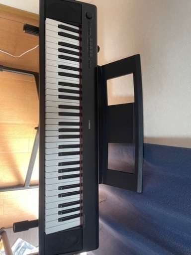 電子キーボード足場付き