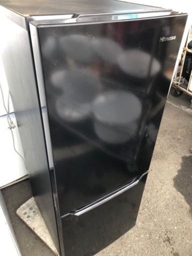 北九州市内配送無料　保証付き　２０１８年　冷蔵庫 パールブラック HR-D15CB [2ドア /右開きタイプ /150L]