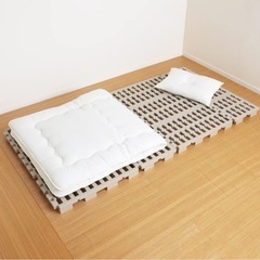 すのこベッド プラスチック 長方形8枚 正方形4枚 布団の湿気対策