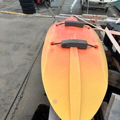 商談中になりました。シングル用カヤック　座席、オール付き　