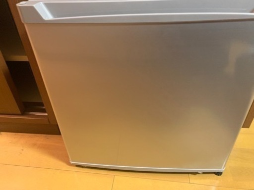 アイリスオーヤマ　1人用冷蔵庫・ほぼ使用無