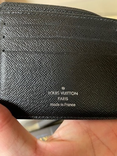 LV財布