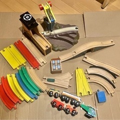 おもちゃ 木製レール　電車　木のおもちゃ