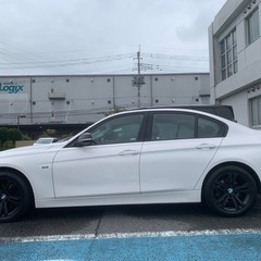 【ネット決済】BMW 320d 値段　(100万円)