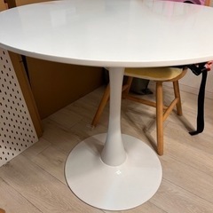 【ネット決済】家具 ダイニングテーブル　幅80センチ　円形テーブル