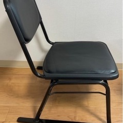 【受付終了】椅子　お子様からお年寄りまで便利