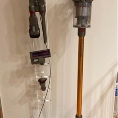 Dyson V10 Fluffy SV12 ダイソン　スタンド付き