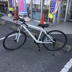 【✨美品❗️✨通勤&通学に❗️✨デリバリー❗️✨7段変速ギア❗️✨】TRIGGER/トリガー  700Cクロスバイク  ホワイト  通勤  通学  デリバリー  ギア付き