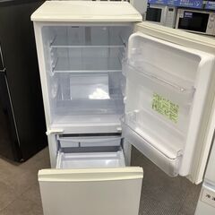 【トレファク熊谷駅前店】SHARPの2ドア冷蔵庫です！ トレファク熊谷駅前店】SHARPの2ドア冷蔵庫のご紹介です！