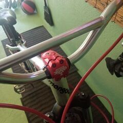 ☆ジモティ割あり☆ 軽快車 22インチ クリーム クリーニング済み SJ1800