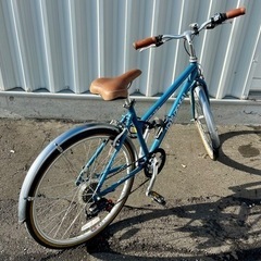 札幌市内配送可 LOUIS GARNEAU ルイガノ 26型 クロスバイク LGS-TR2 自転車 7段変速