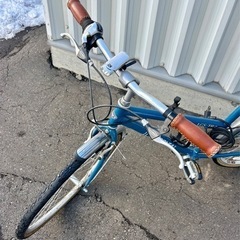 札幌市内配送可 LOUIS GARNEAU ルイガノ 26型 クロスバイク LGS-TR2 自転車 7段変速