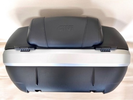 中古美品】モノキーケース GIVI V47NN 未塗装(カーボン調パネル) Yahoo